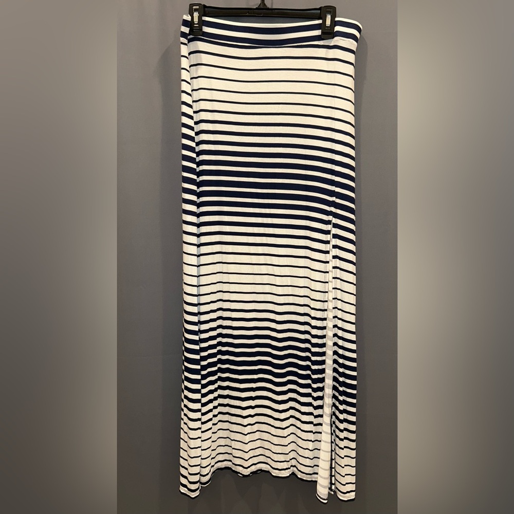 Charlotte Russe Black and White Strapless High Slit Midi Dress/Skirt